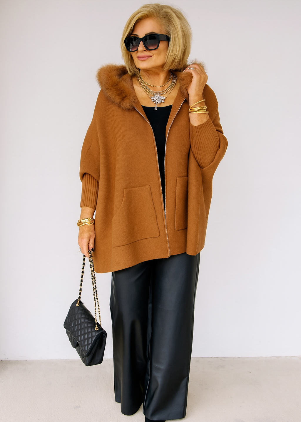 Cardigan à Capuche Chic
